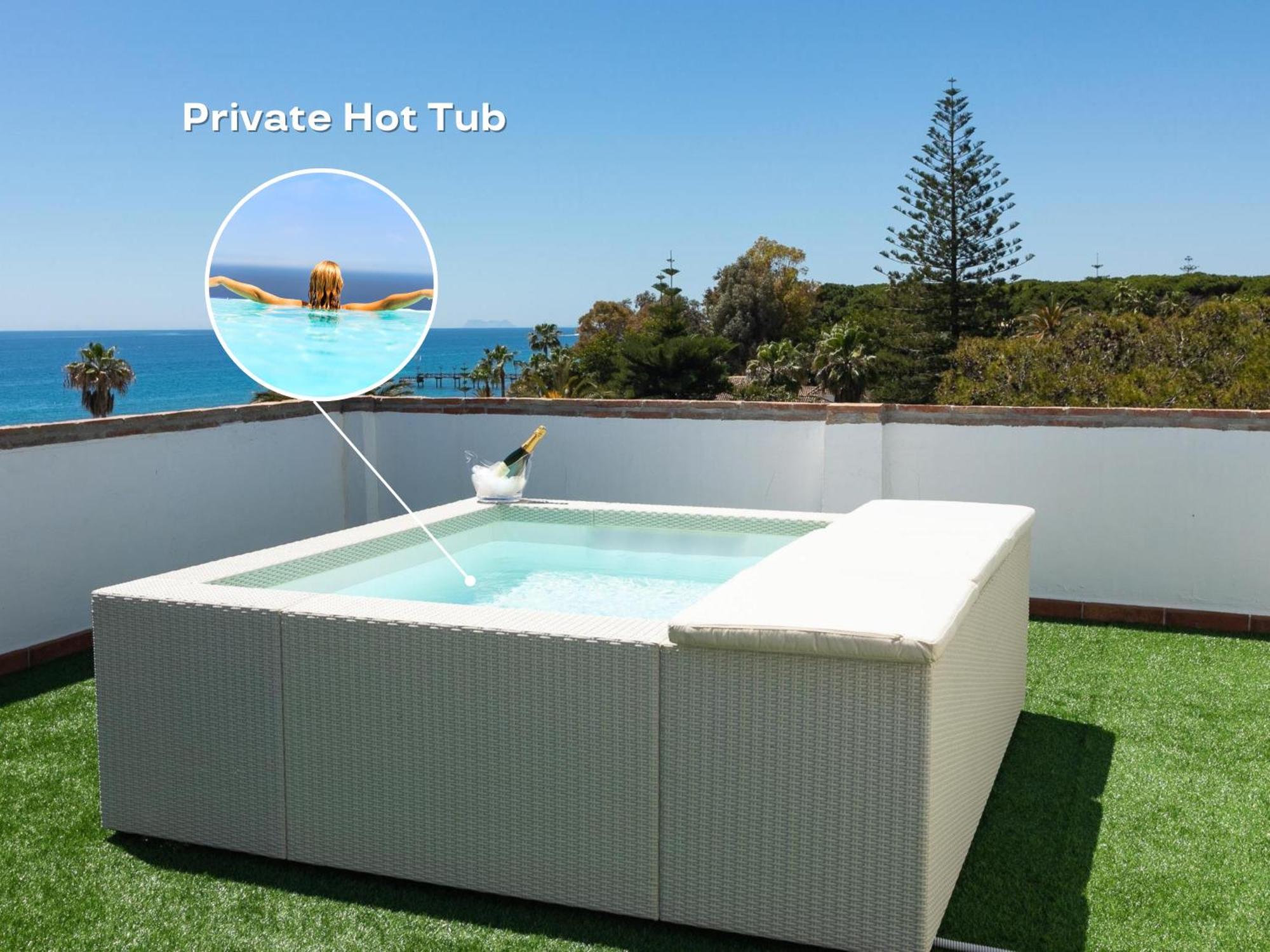 Lägenhet Vacation I Canas Beachfront Haven, Sea View, Jacuzzi, Golden Mile, Duplex Penthouse, 24-7 Security
