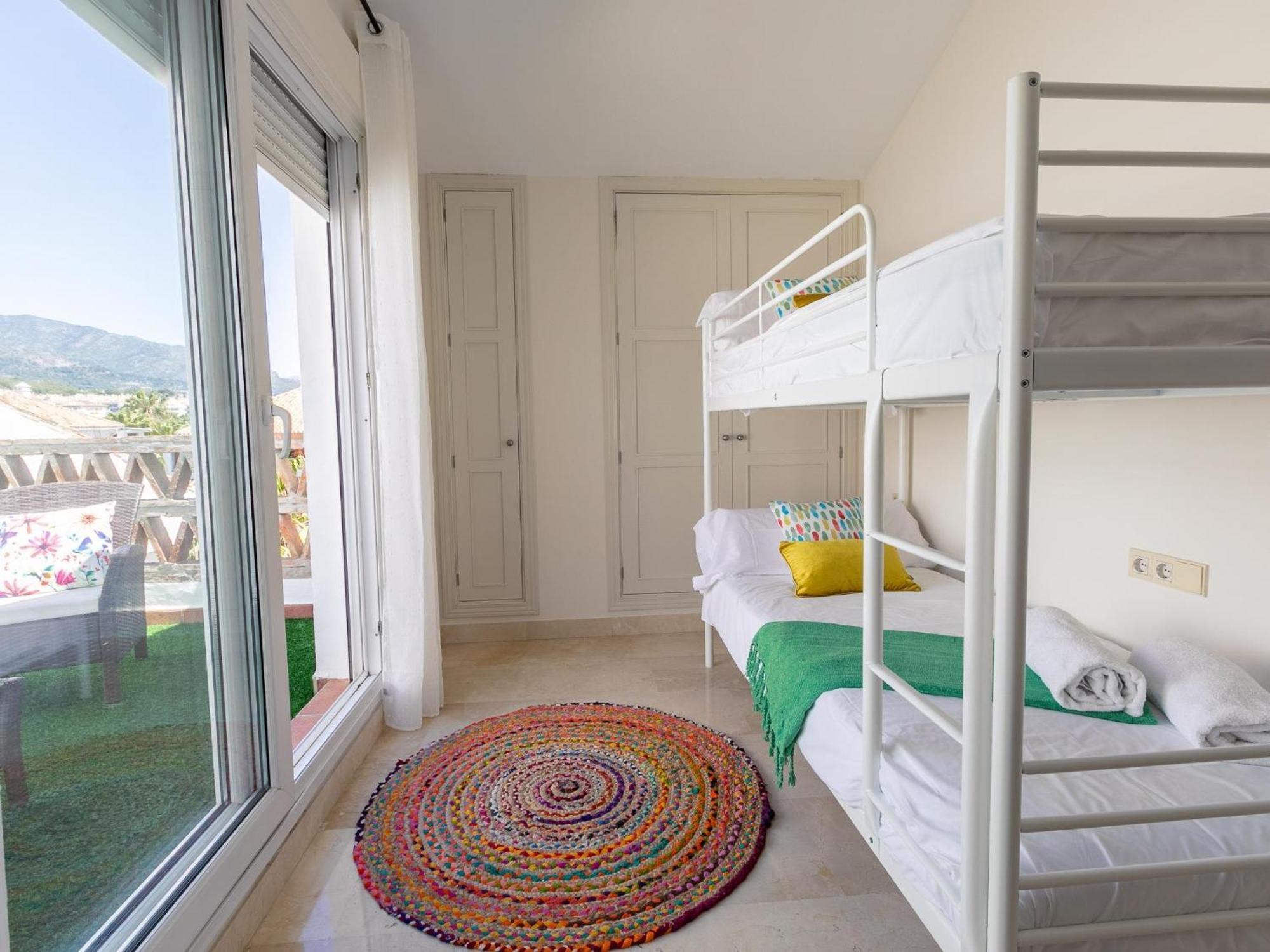 Lägenhet Vacation I Canas Beachfront Haven, Sea View, Jacuzzi, Golden Mile, Duplex Penthouse, 24-7 Security *