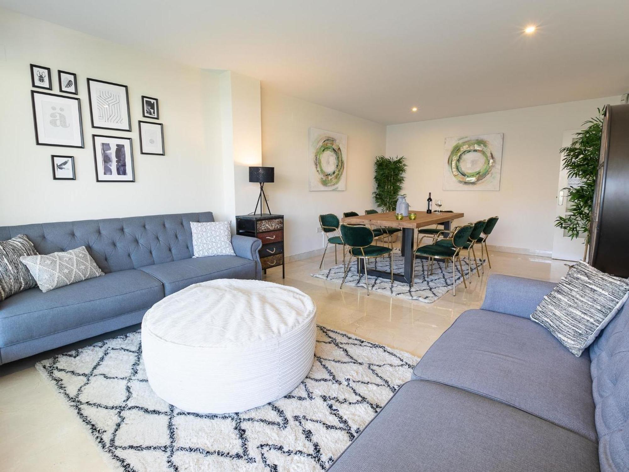 Lägenhet Vacation I Canas Beachfront Haven, Sea View, Jacuzzi, Golden Mile, Duplex Penthouse, 24-7 Security